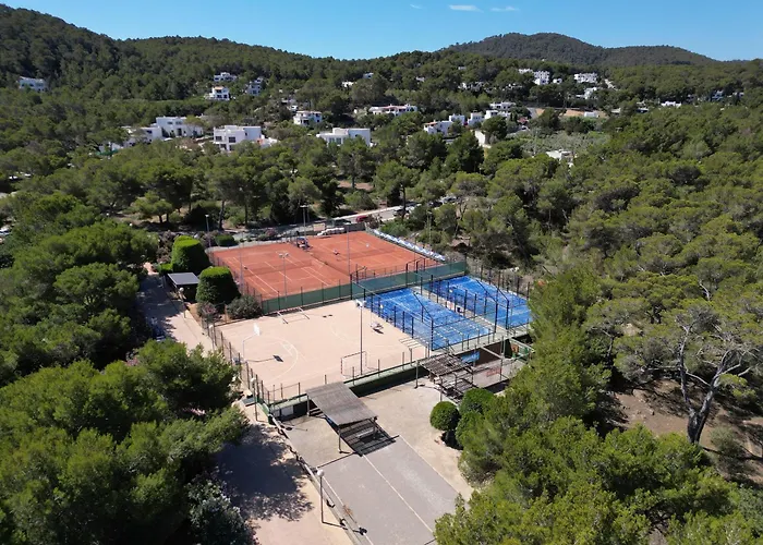 Invisa Hotel Club Cala Blanca
